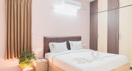 Aaraadhyaa Villas Room Type - 1A Room (First Floor Luxury)