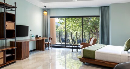 The Qualia Resort Club & Brewery Room Type - Club Suite with Valley View Sitout The Qualia Resort Club & Brewery Room Type - Club Suite with Valley View Sitout