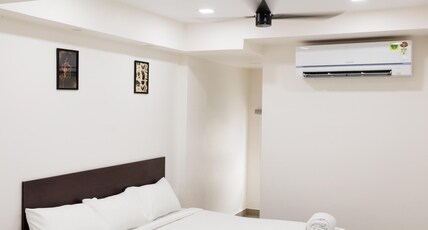 Reach Inn Room Type - Deluxe Room