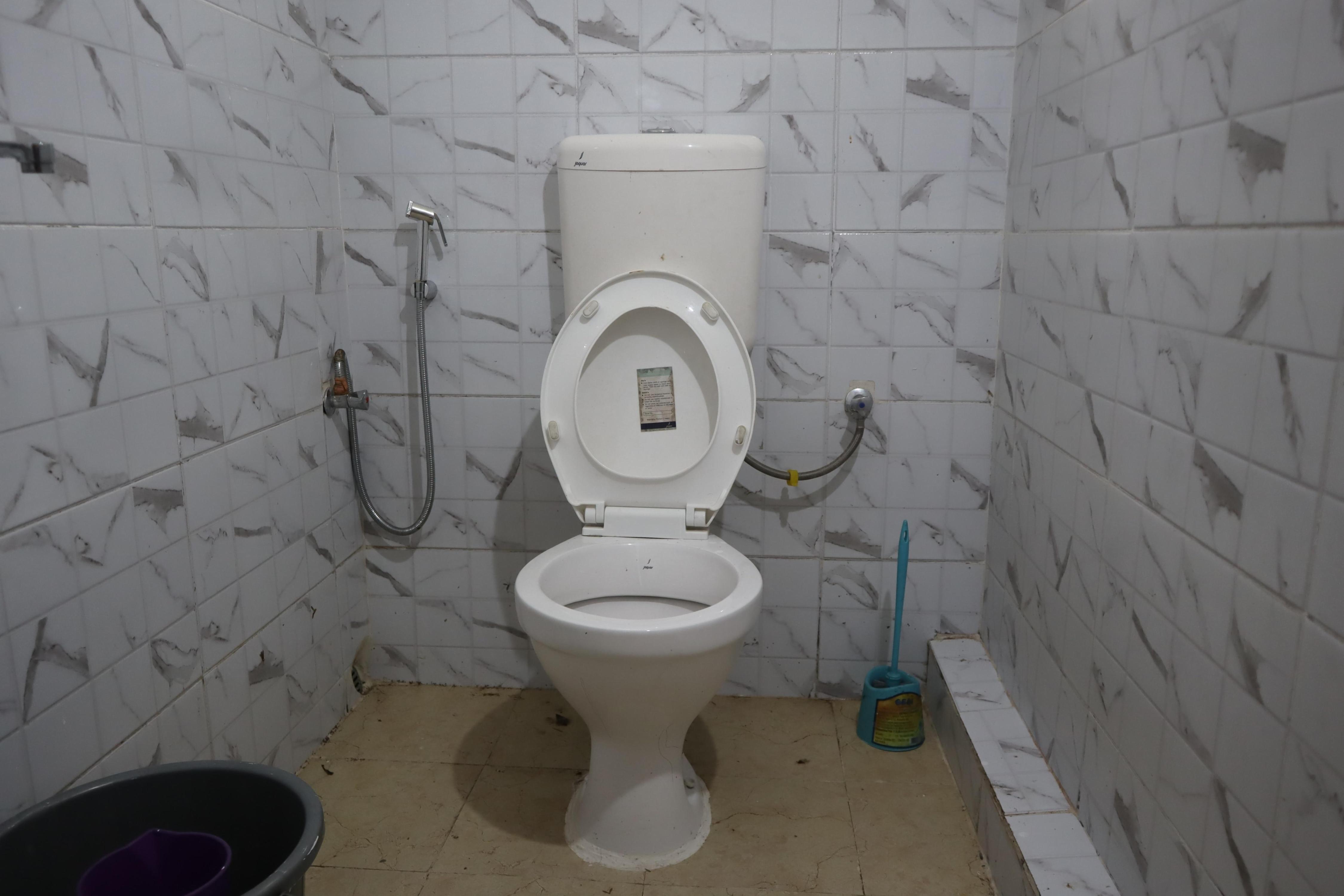 Penuel Homestay - Tap to explore photos