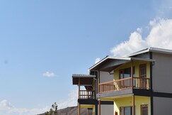 Hill Top Eco Resort Chakrata