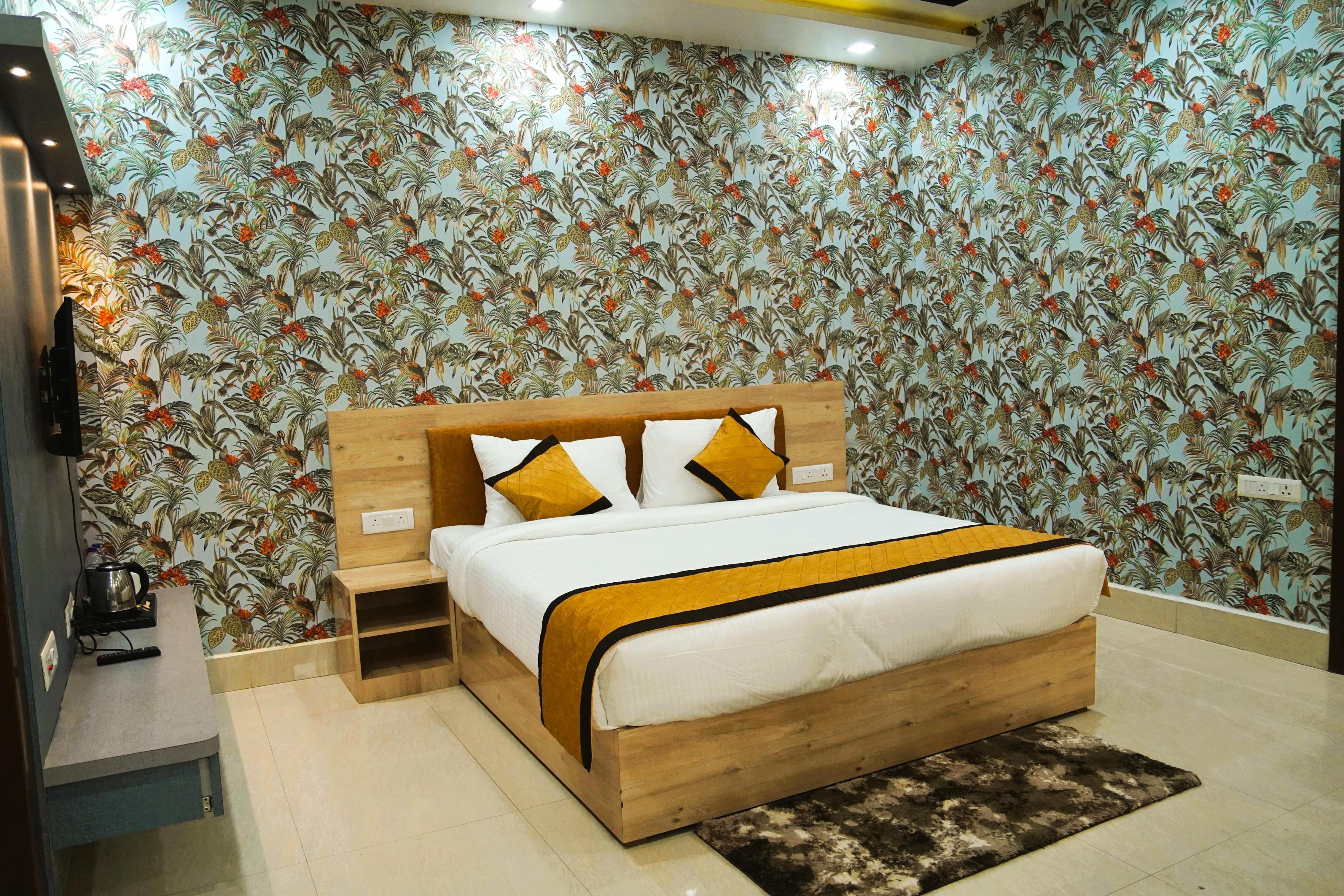 THE MANTRA - A LUXURY BOUTIQUE HOTEL - Tap to explore photos