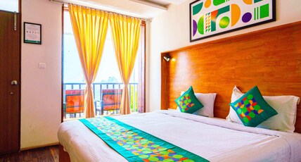 Treebo Tranquil Heights With Scenic View Room Type - Deluxe Room With Balcony And Mountain View