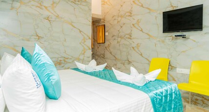 JB RESIDENCY Room Type - Deluxe Double bed