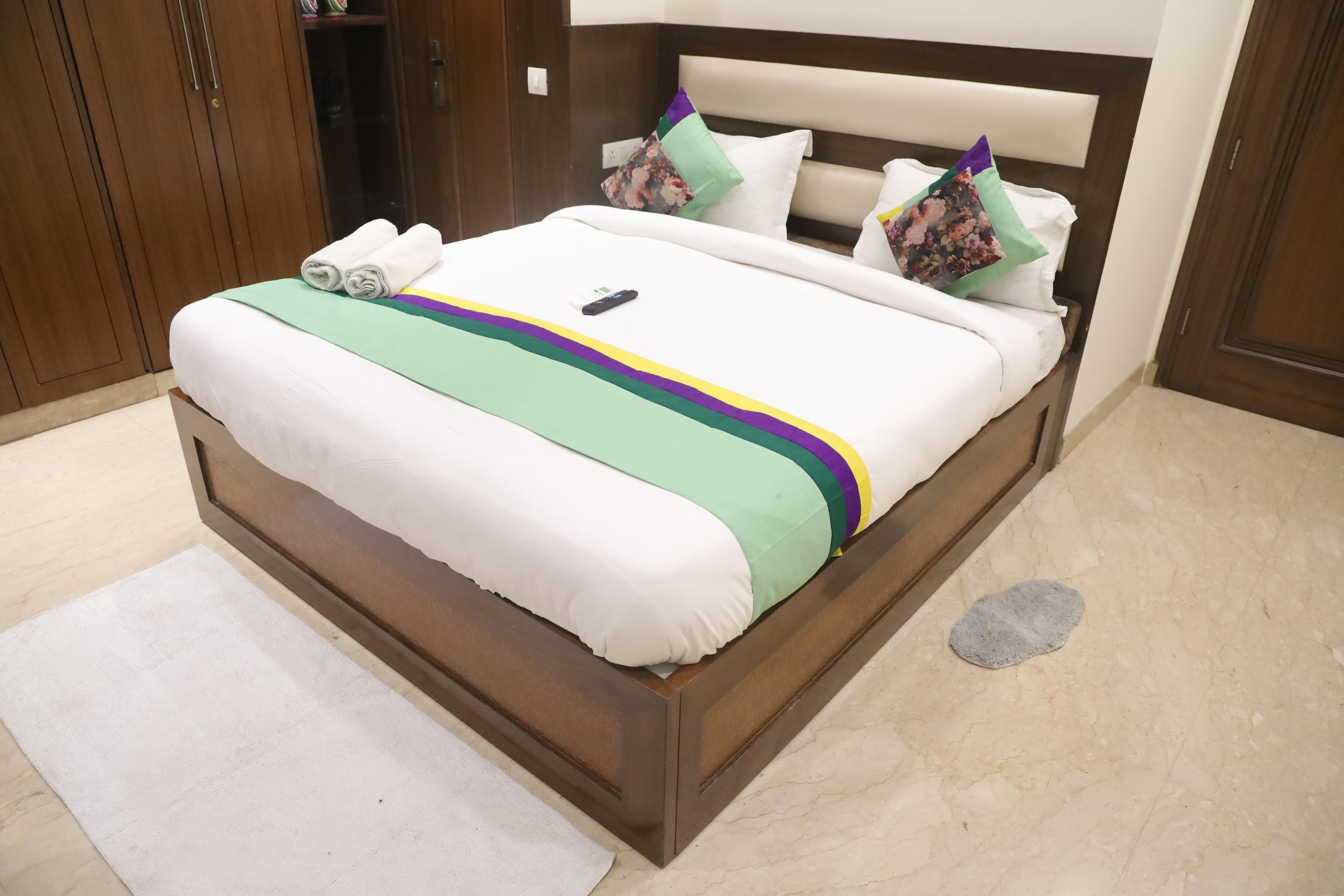 Fortune Home Service Apartment 3Bhk,J-223 - Tap to explore photos