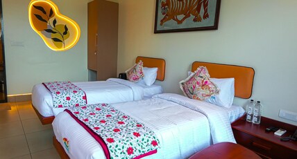 THE GRAND LAKE RESORTS Room Type - RIVERVIEW SUPERIOR TWIN ROOM