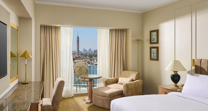 Hilton Cairo Grand Nile Room Type - KNG CORNER GUEST ROOM VIEW