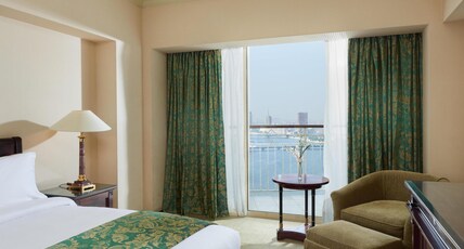 Hilton Cairo Grand Nile Room Type - King One-Bedroom Suite with Nile View