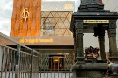 Sri Senthoor Velavan Palace (SSV Palace)