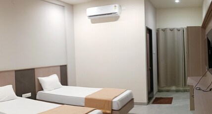 Hotel Shri Shrinivas Residency Room Type - Double Split Bed Non AC