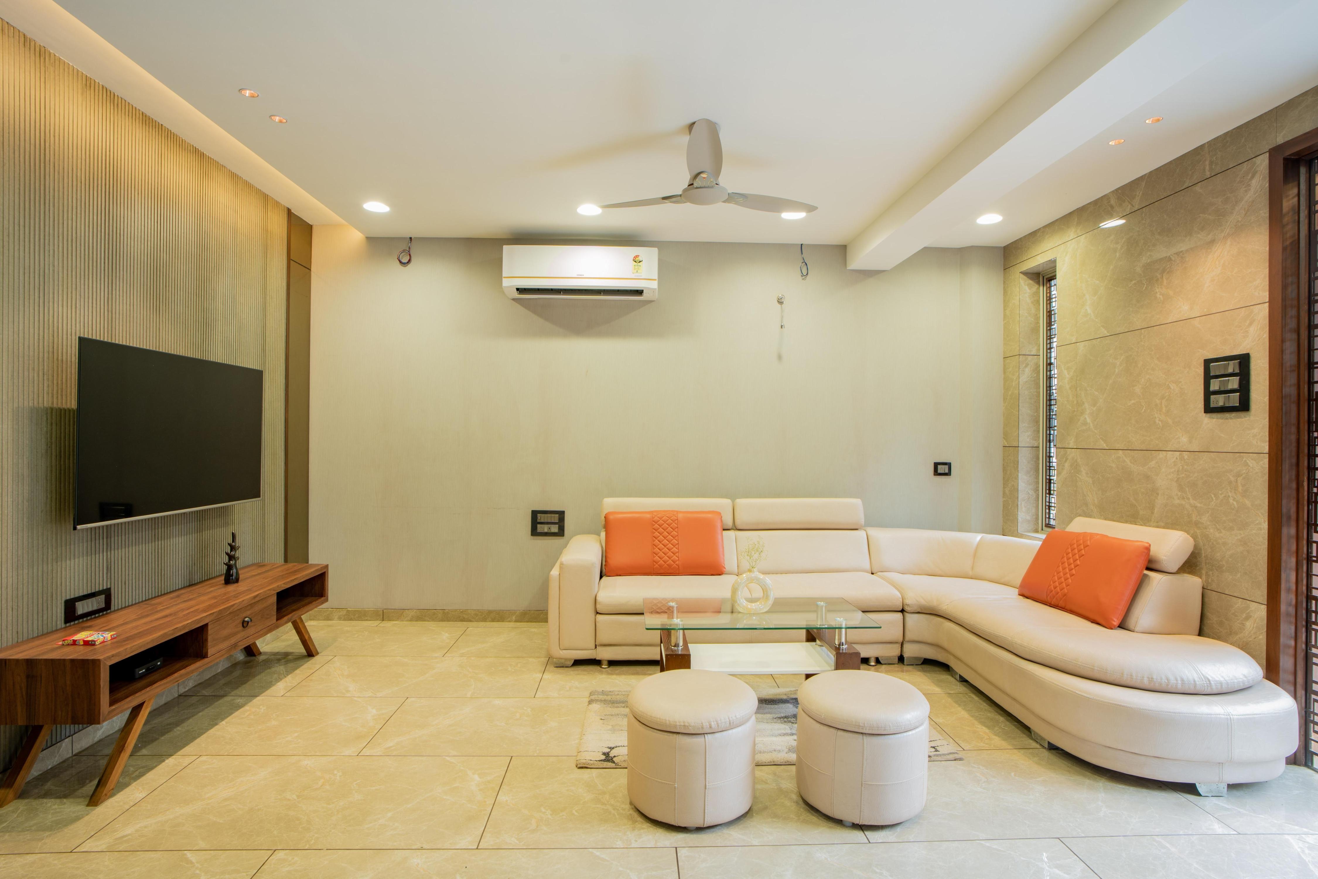 3 BHK villa with Pool near Khandala Hills - Tap to explore photos