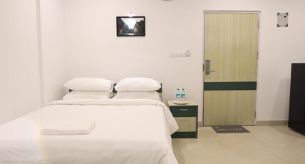 Classic Inn - A Boutique Hotel Room Type - Deluxe Room - Twin Beds