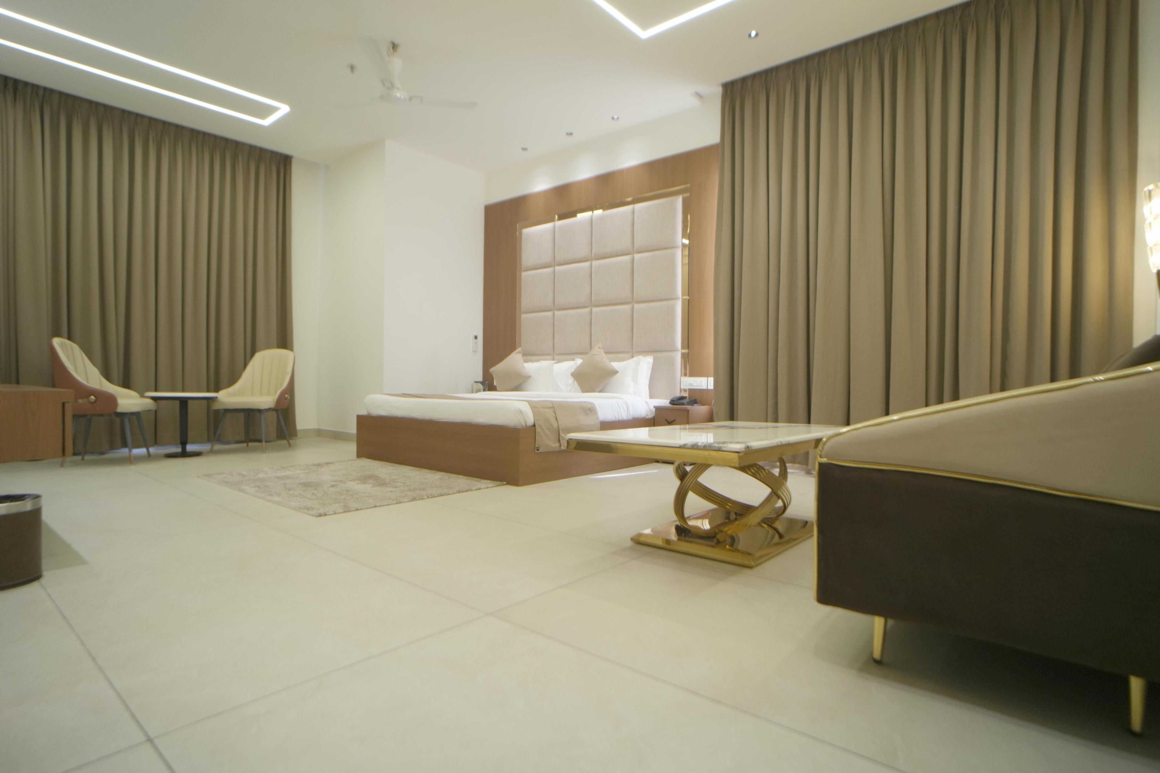 Hotel Starlight Room Type - Suite