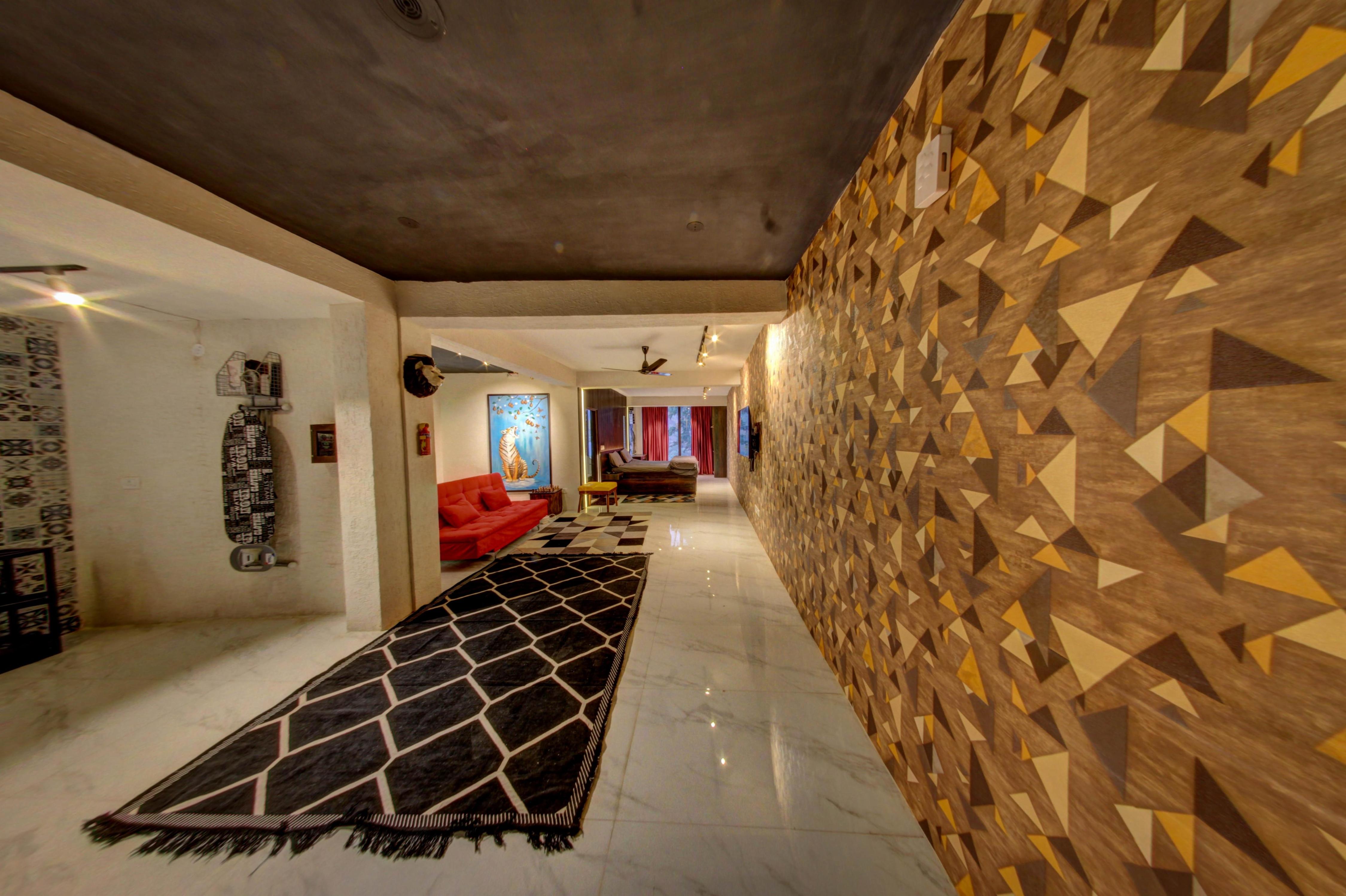 Mallenzo Luxury Suites Golf Course - Tap to explore photos
