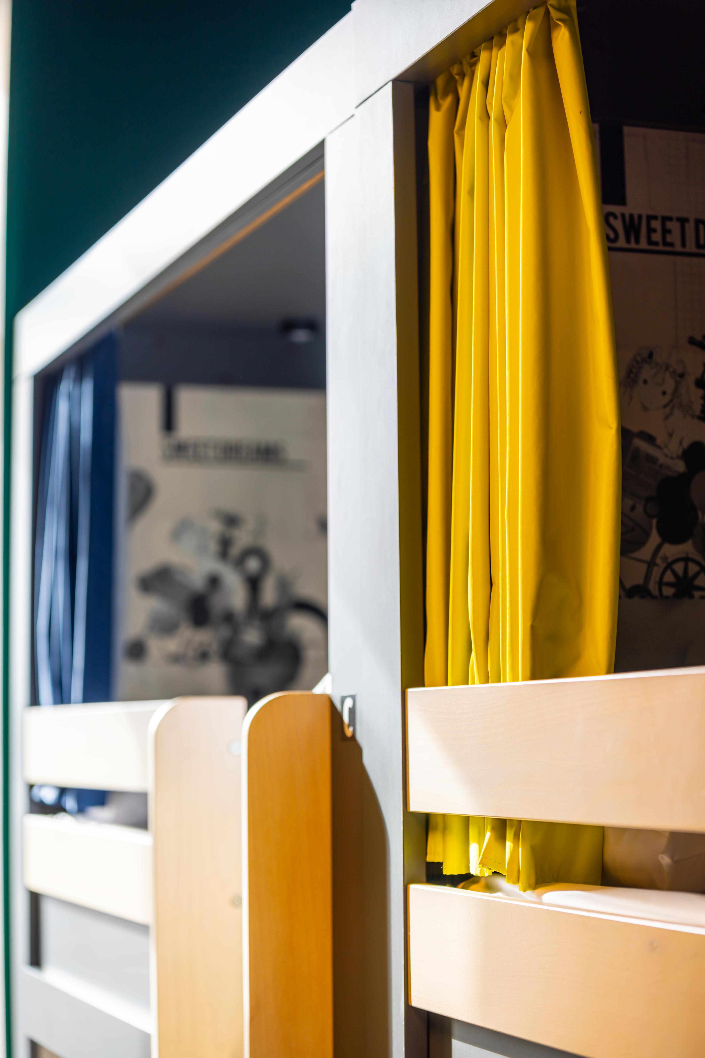 The People Strasbourg Room Type - Bed in dormitory of 6 Women shared bathroom