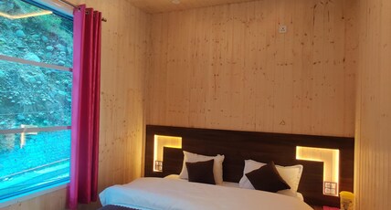 Jai Badrivishal homestay and restaurant Room Type - Bedroom 1