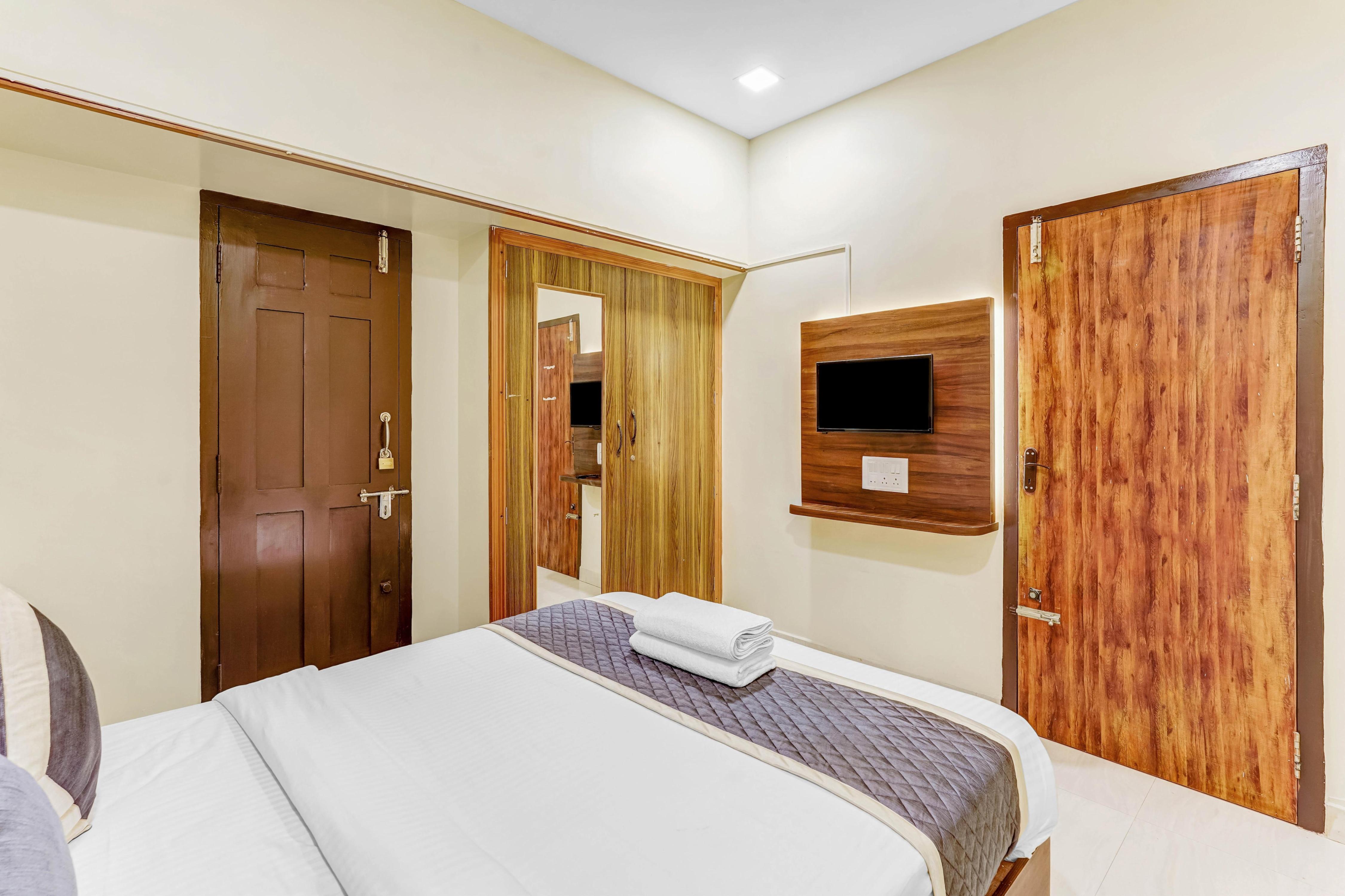 Eco Stay Apart Hotel T Nagar - Tap to explore photos