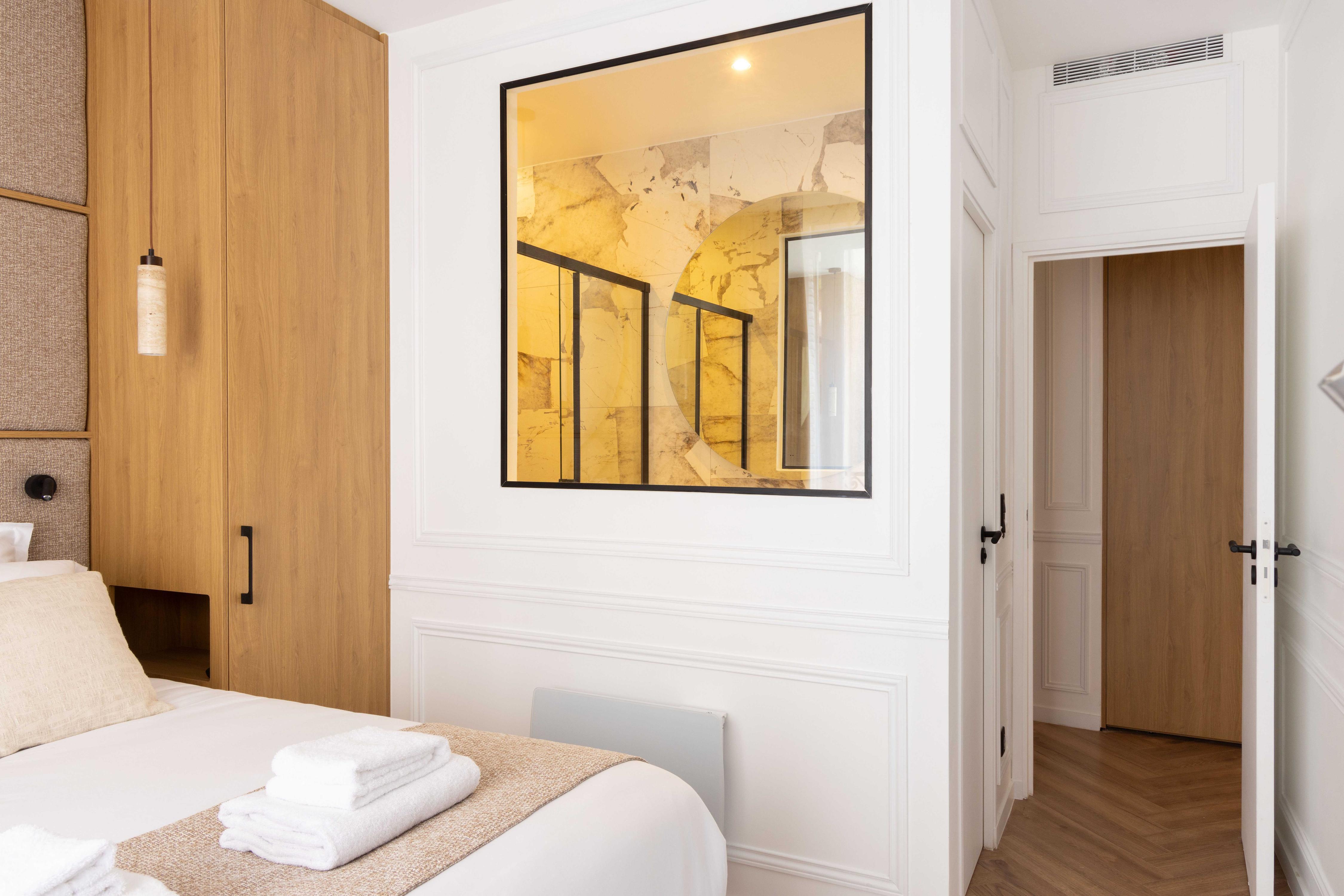 Exclusive apt with AC - 2BD/6P - Quartier Latin - Tap to explore photos
