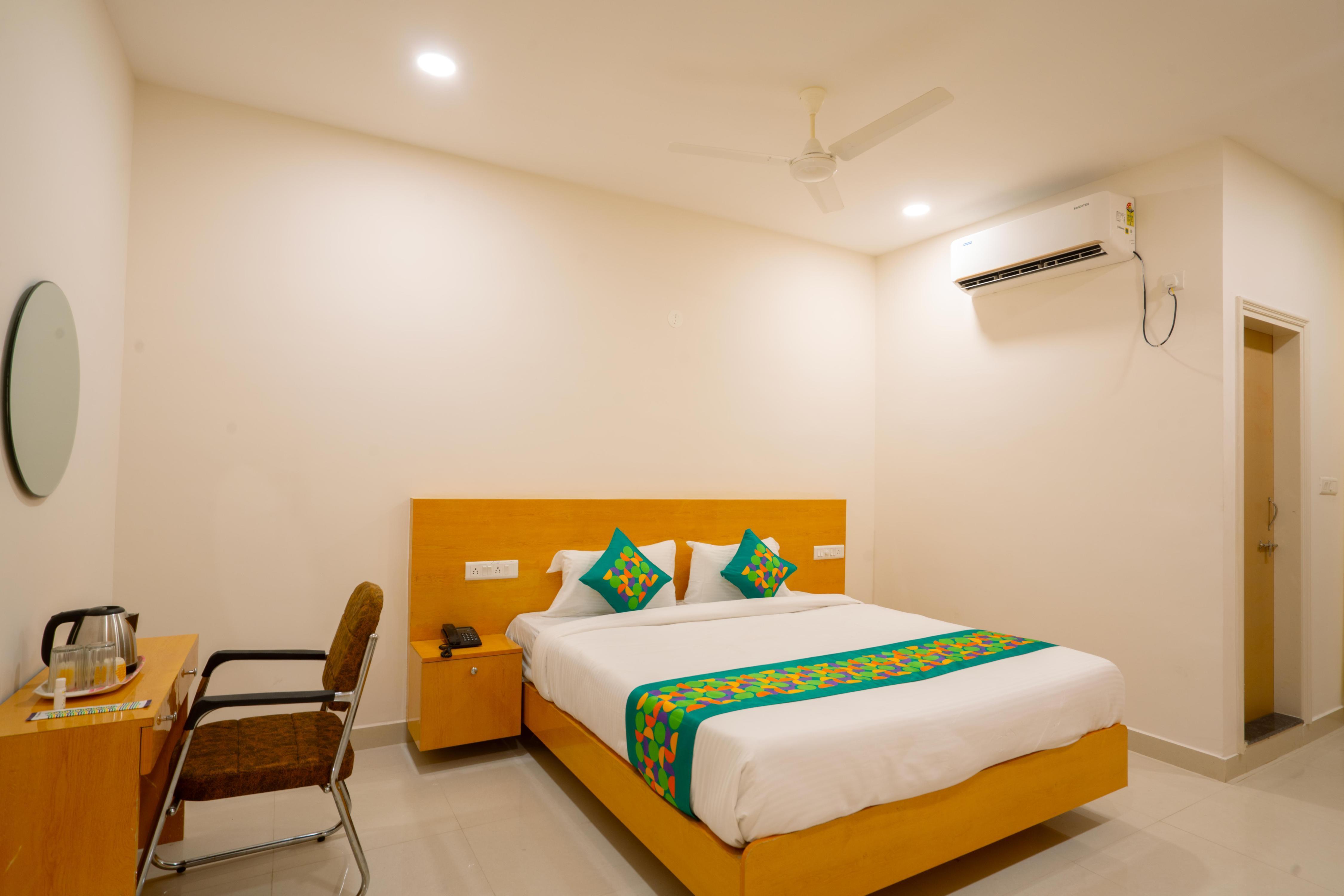 Treebo Living Tree Khairatabad