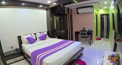 Hotel Sweta Villa & Banquet Hall Room Type - DELUXE ROOM