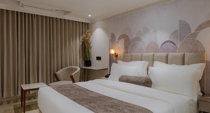 Hotel The Grand Suites Room Type - Corporate room