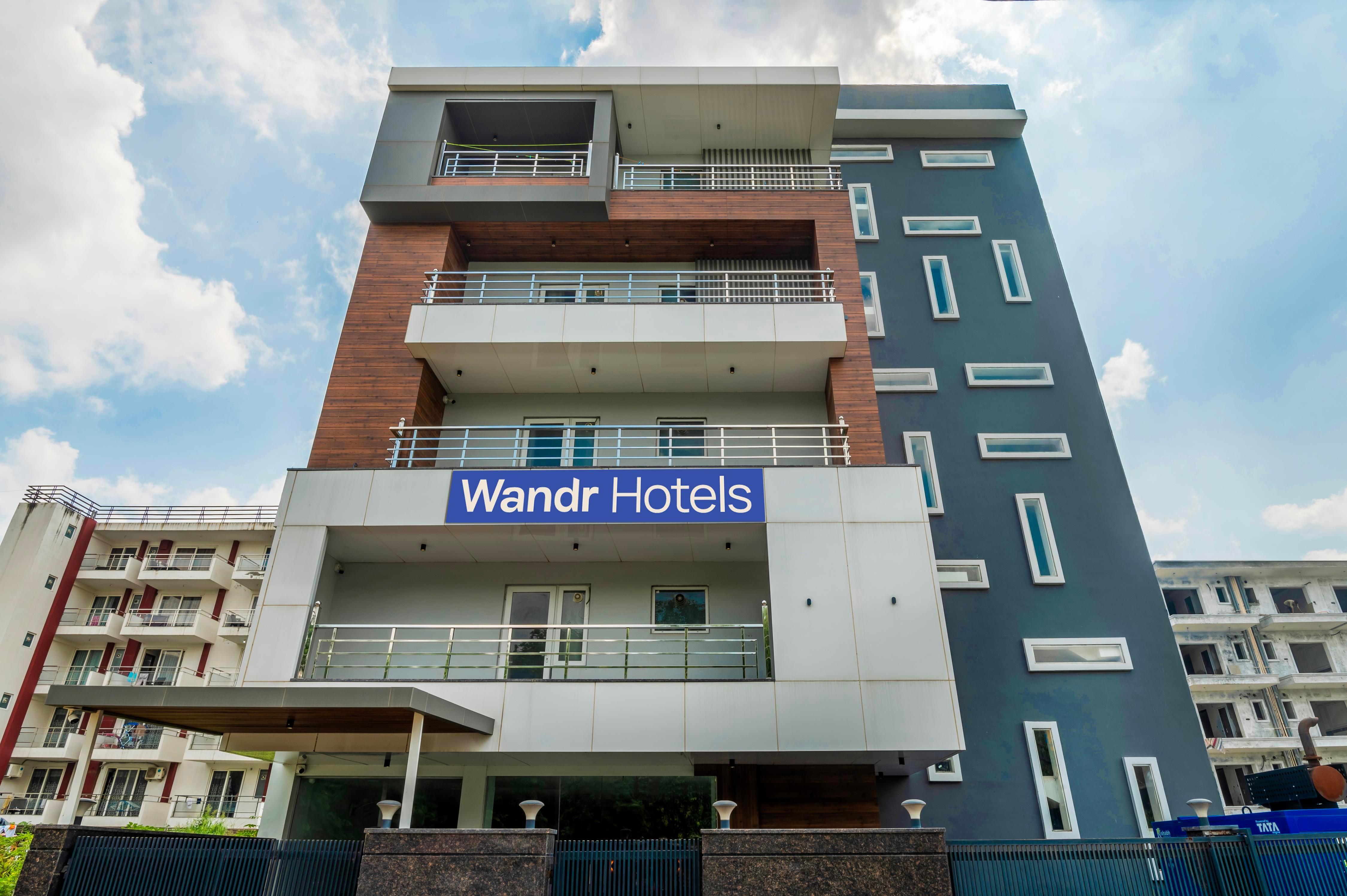 Wandr Hotel Medicity Gurugram, Near Medanta Hospital - Tap to explore photos