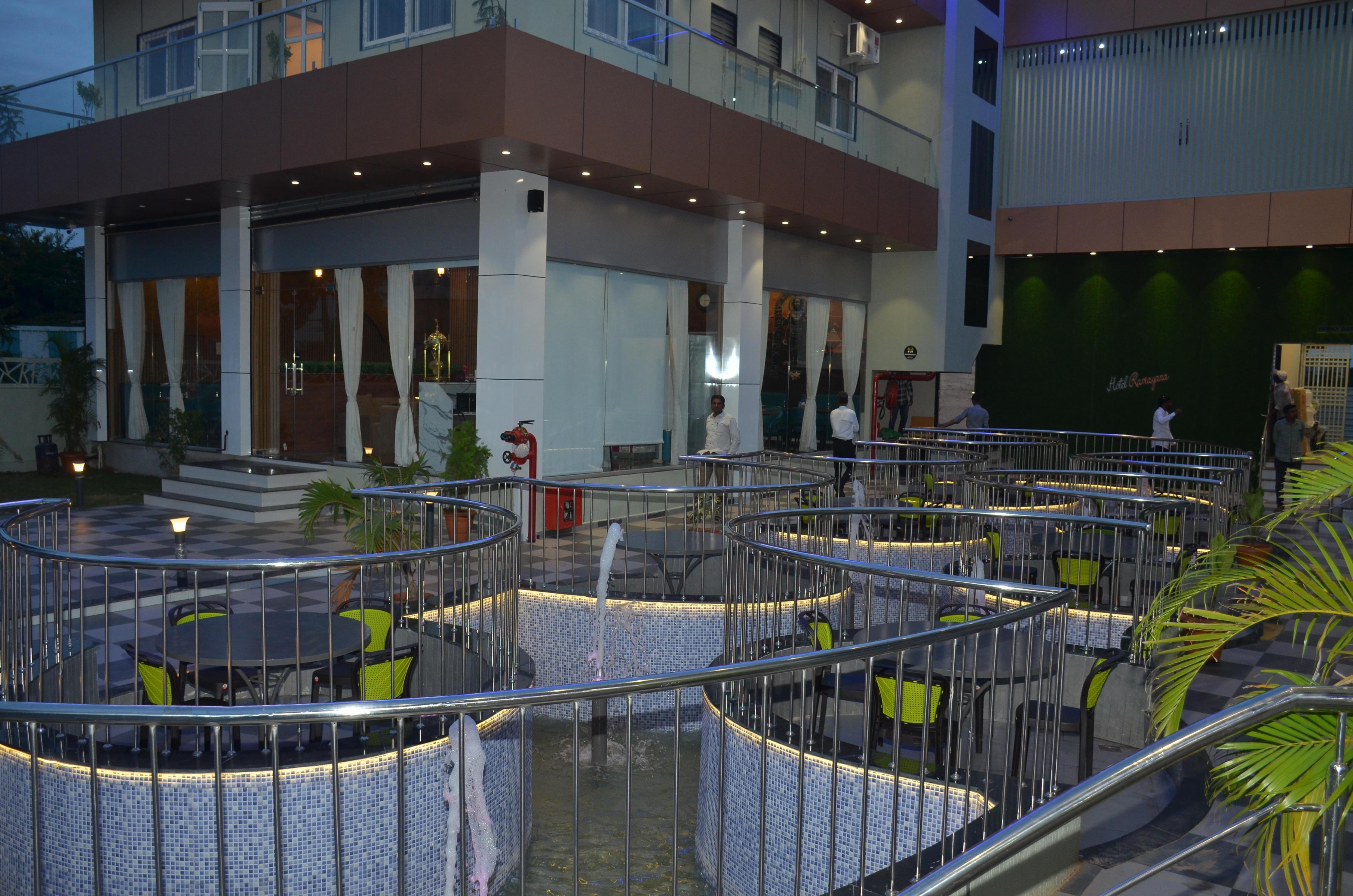 Hotel Ramayana - Tap to explore photos