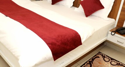 Radhe Krishna Hotel And Restaurant Room Type - Deluxe Room