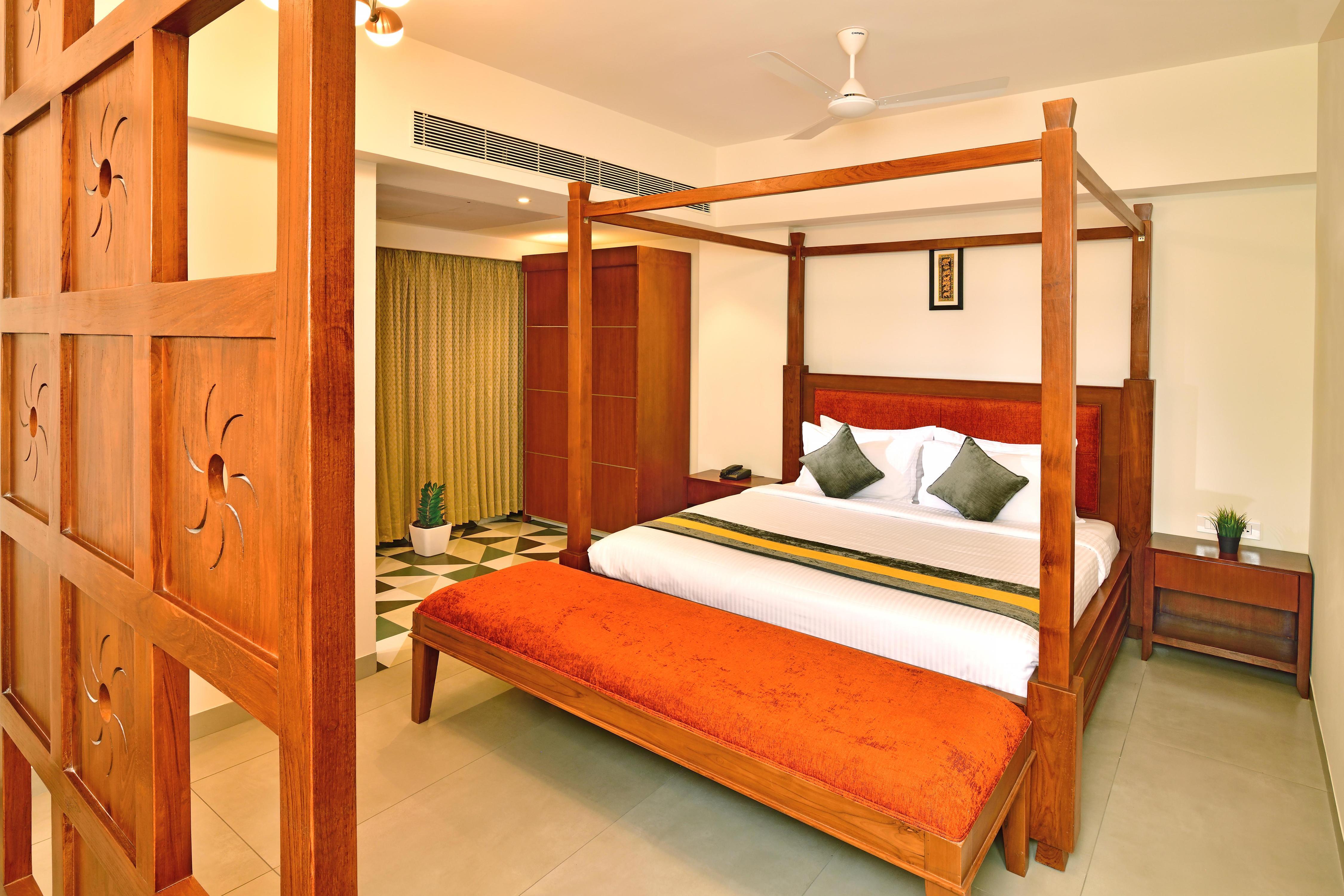 EKA LYF - Tap to explore photos