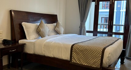 Deep International Goa Room Type - Suite Room With Bathtub