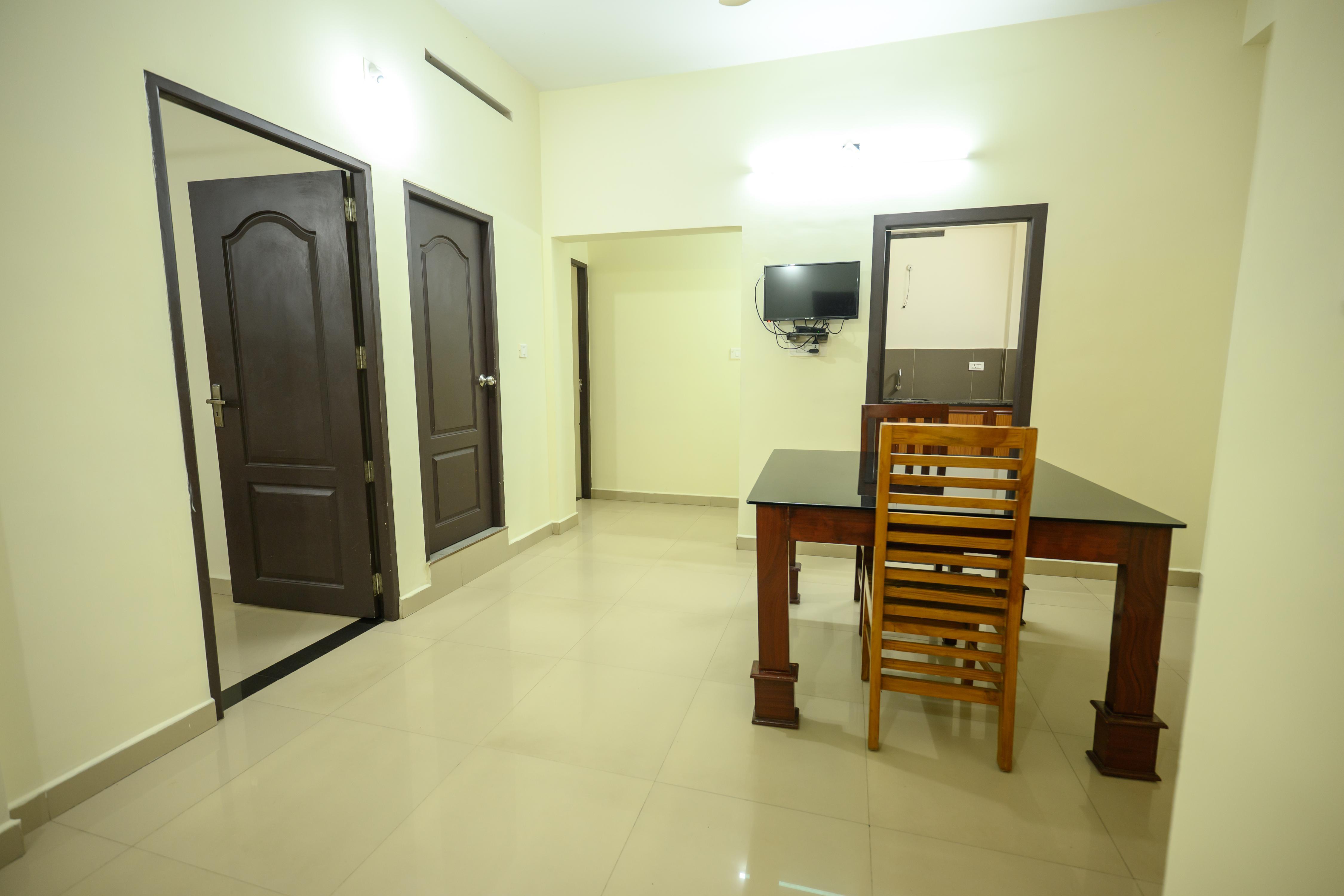 Skybz Mankulam Room Type - 3 Bedroom Apartment  with Sitting area