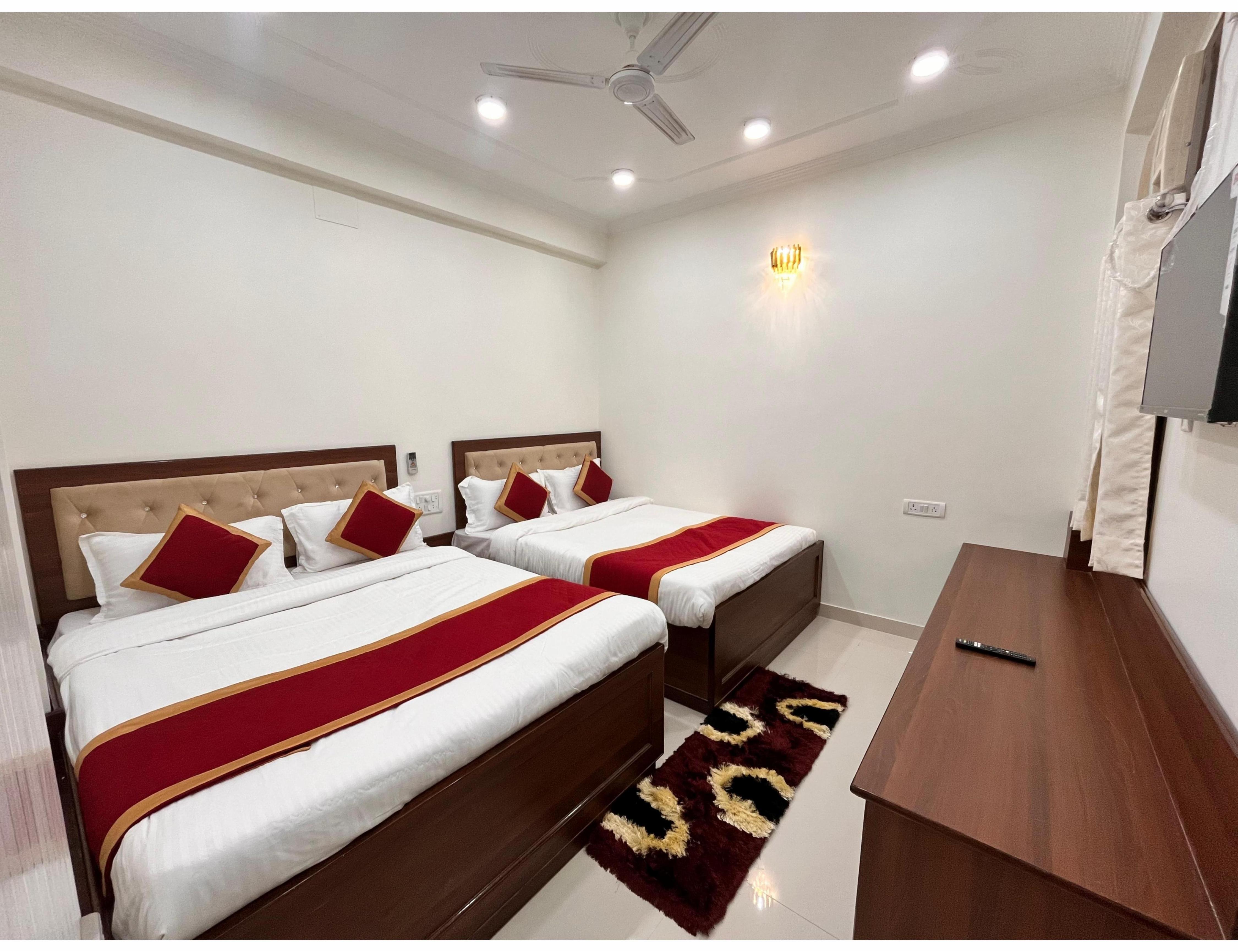 Shree Ram Paying Guest House | 4BHK Varanasi - Tap to explore photos
