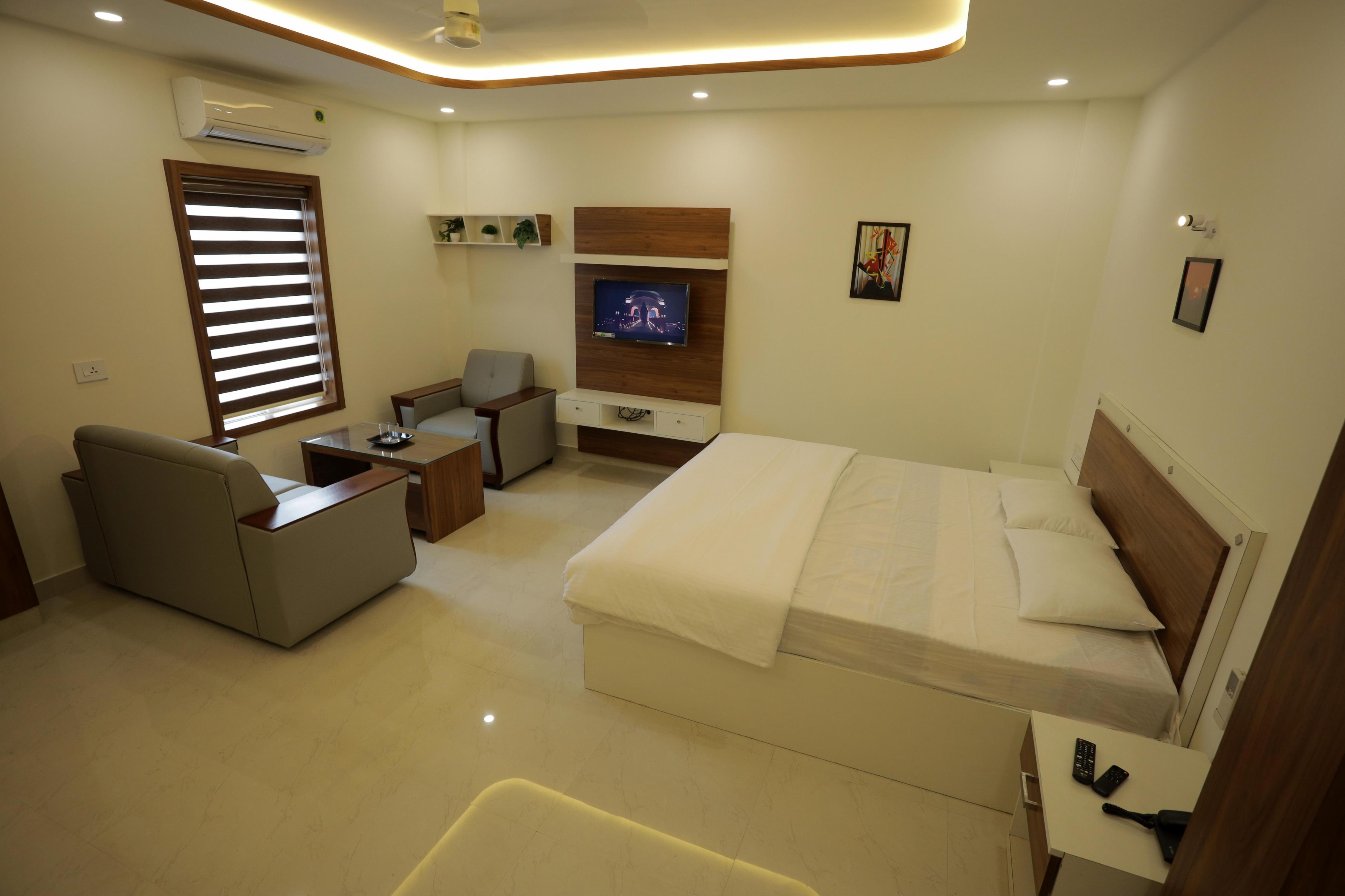 Grand Residency Room Type - Deluxe Ac