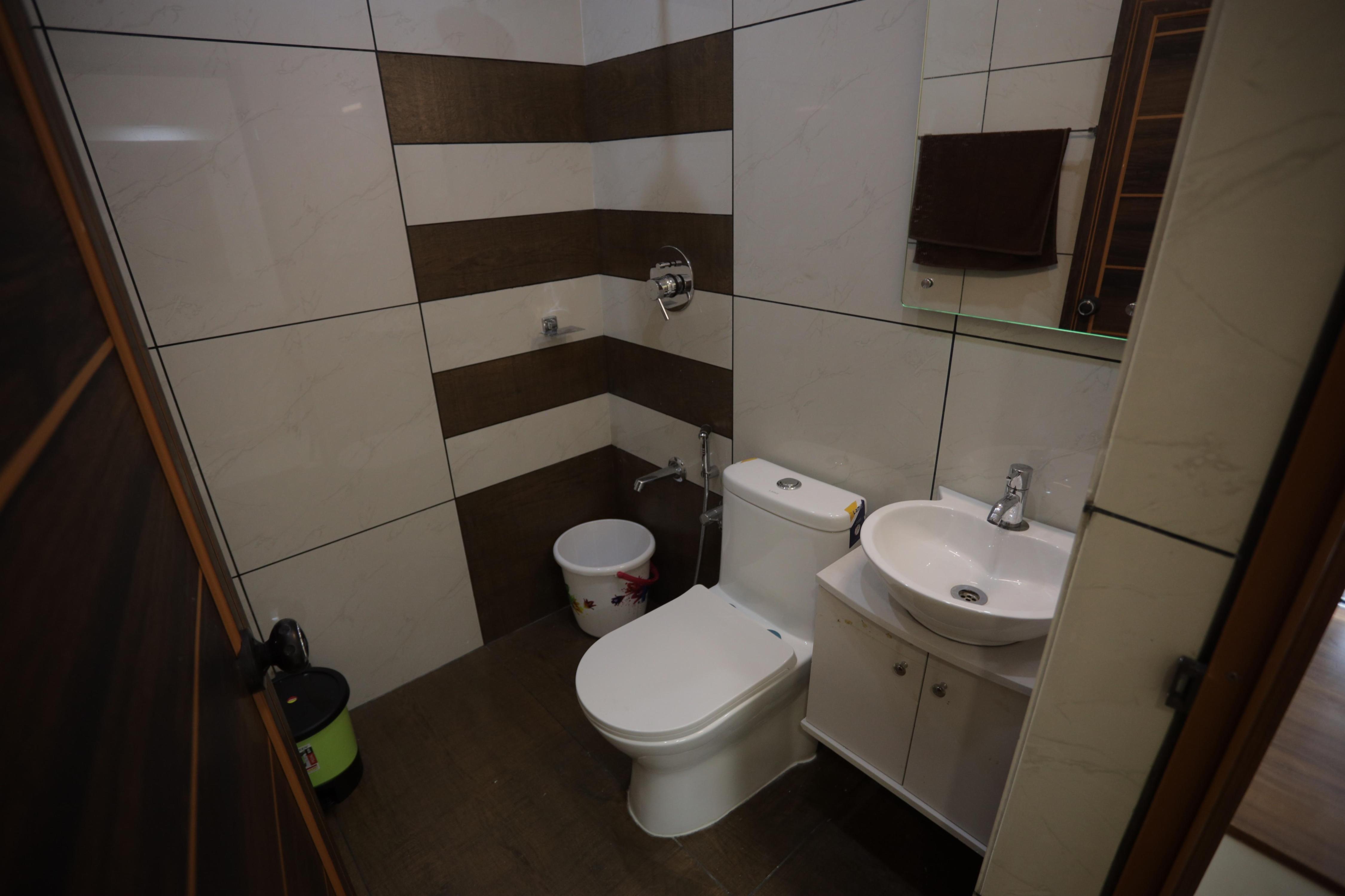 Grand Residency Room Type - Standard Ac