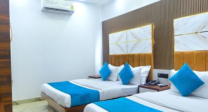 Nav Durga Guest House Room Type - Family Room