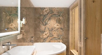 White Wharf Beach Resort Morjim Room Type - Premium Twin Room with Bathtub and Balcony White Wharf Beach Resort Morjim Room Type - Premium Twin Room with Bathtub and Balcony