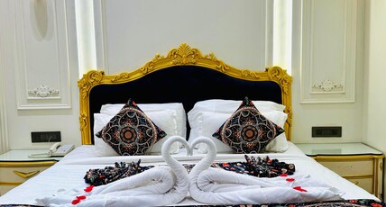 Hotel The Raghavas' Room Type - LUXURY ROOM WITH KING SIZED BED
