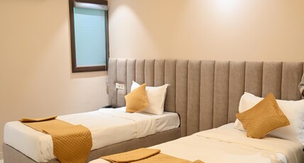 Hotel Mantraa Room Type - Standard Room (Twin Bed)