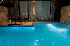 Umber Tree - A Nature Side Heaven Resort