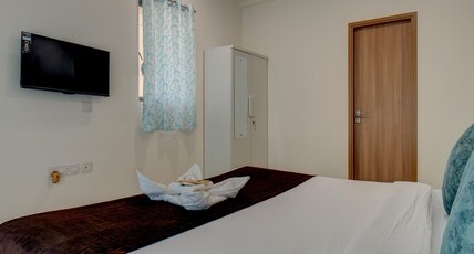 Abode Homes Service Apartments Powai Room Type - Deluxe Double Room with Private Washroom