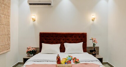 Amaltaash by Sandane Homes | Near Expo Mart Room Type - Elite suite