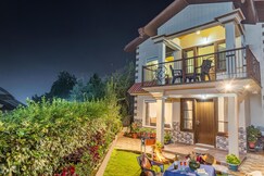 Alaya Stays 2 BHK with Garden & Balcony | Villa Harmony