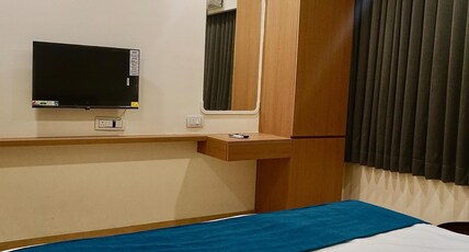 Hotel Pine Tree Room Type - Deluxe Room