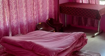 YANKSKIT Home Stay Room Type - Bedroom 4