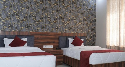 Hotel Om Palace Sikar Road Jaipur Room Type - Executive Room Hotel Om Palace Sikar Road Jaipur Room Type - Executive Room