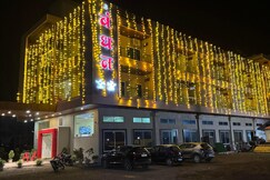 Bandhan Hotel & Resort