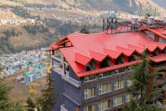 The Whitestone Inn & Suites (A Centrally Heated Mountain & Valley View)