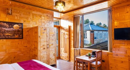 Kathkuni By Jomotel - A Pure Veg Boutique Stay Room Type - Standard Room