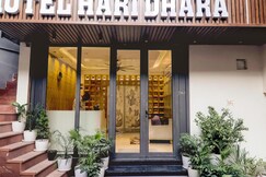 Hotel Hari Dhara