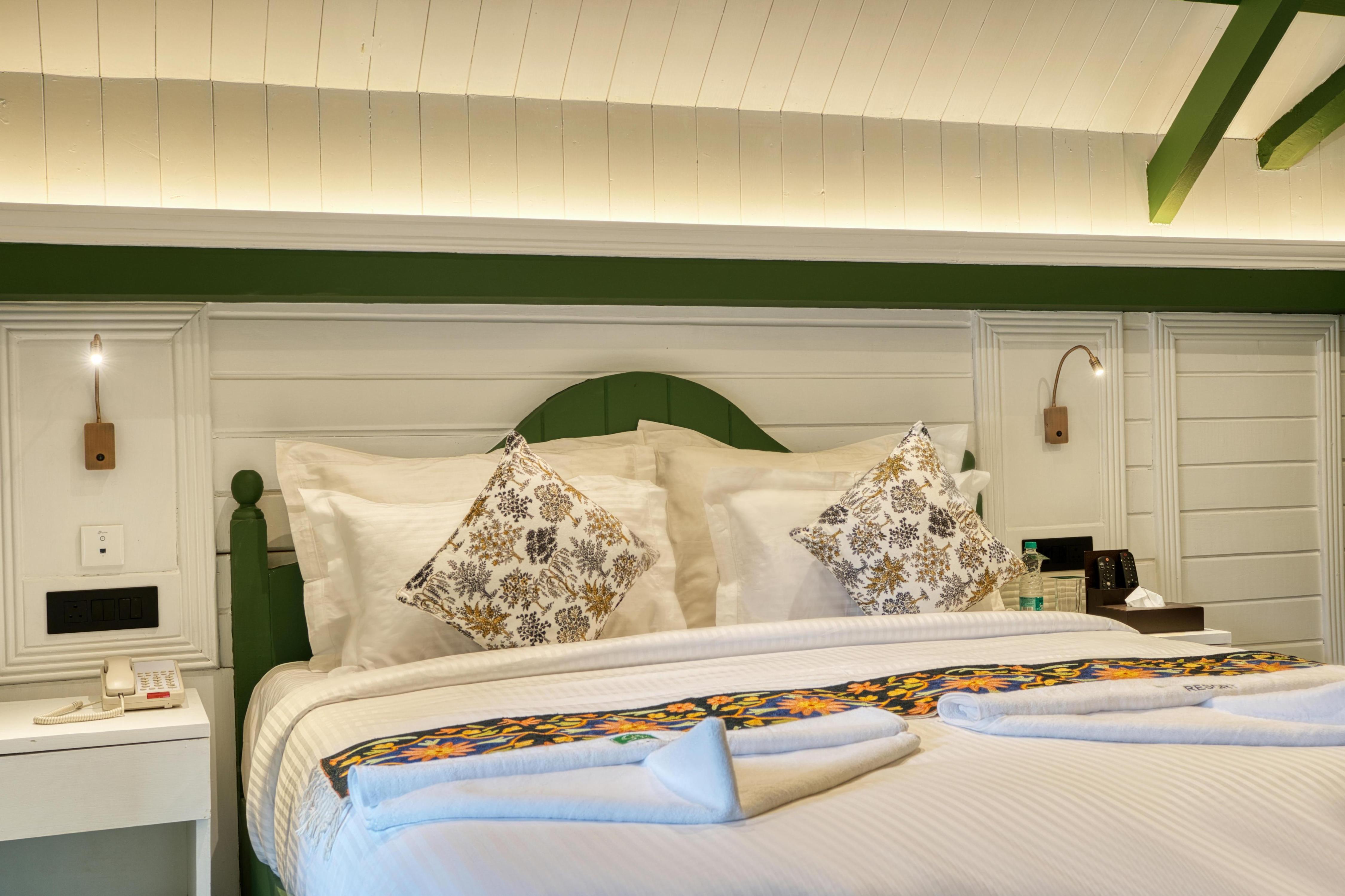Green Rooms Resort Gulmarg - Tap to explore photos